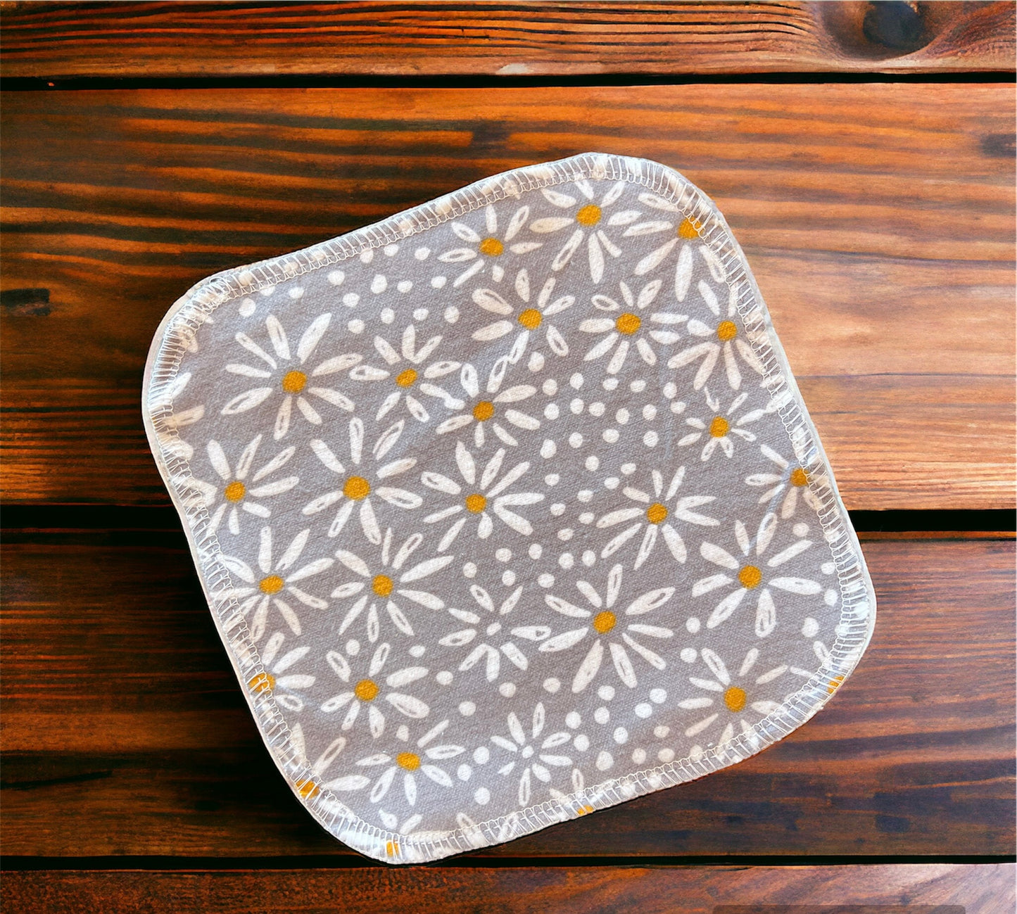 Daisys 2 ply flannel cloth wipes