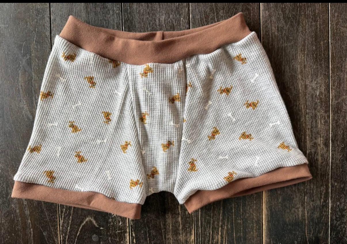 Dog boxers size 5 for Kelli