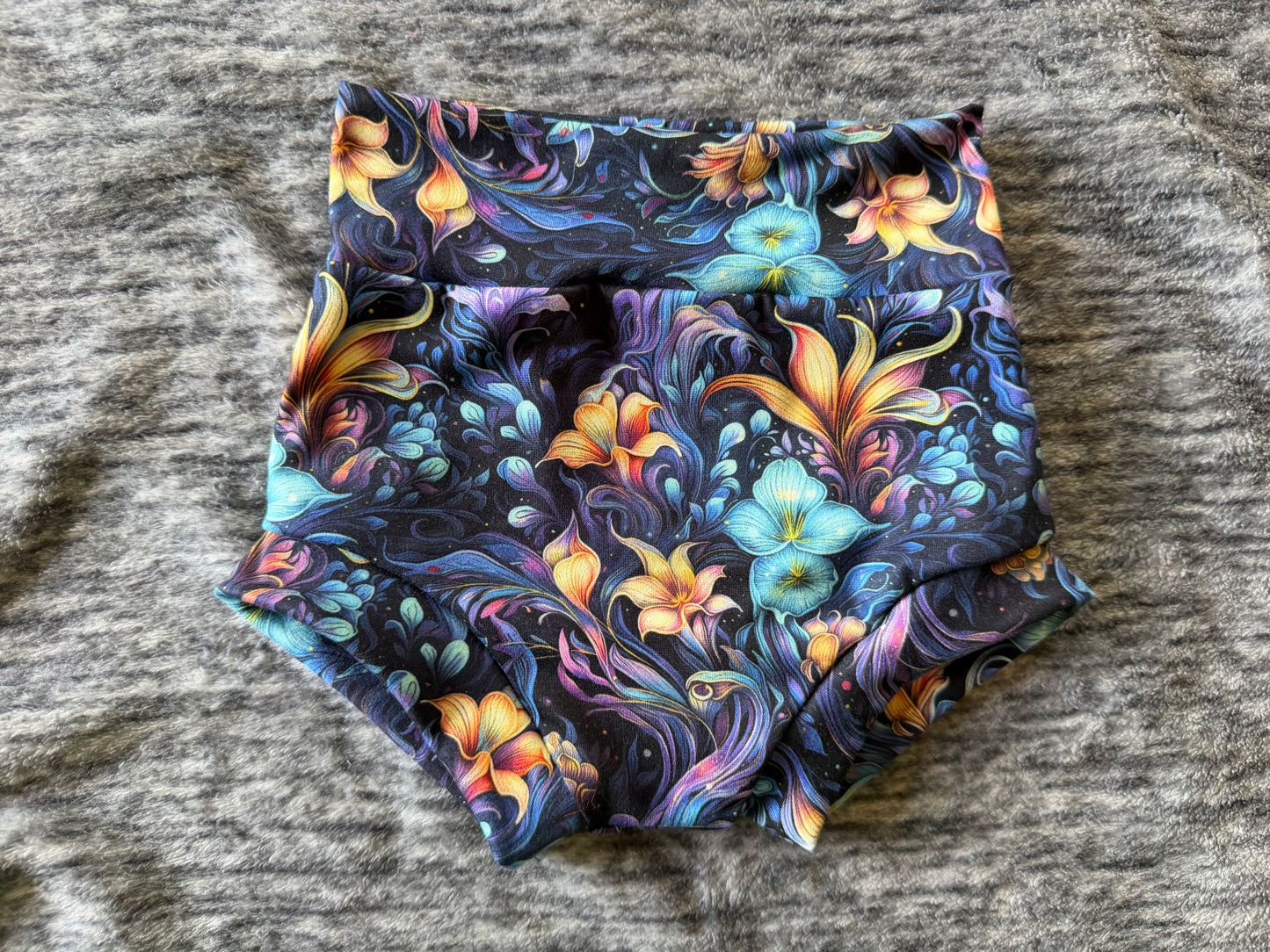 Whispy Floral 12-18m bummies