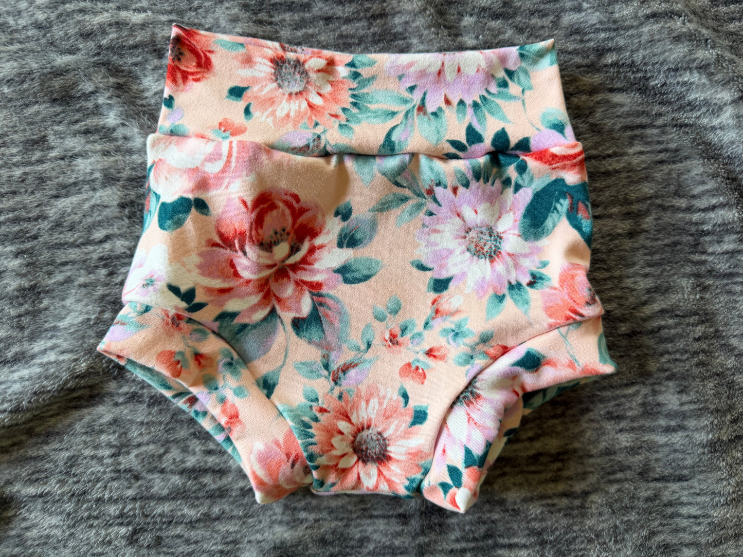 Peachy Floral 12-18m bummies