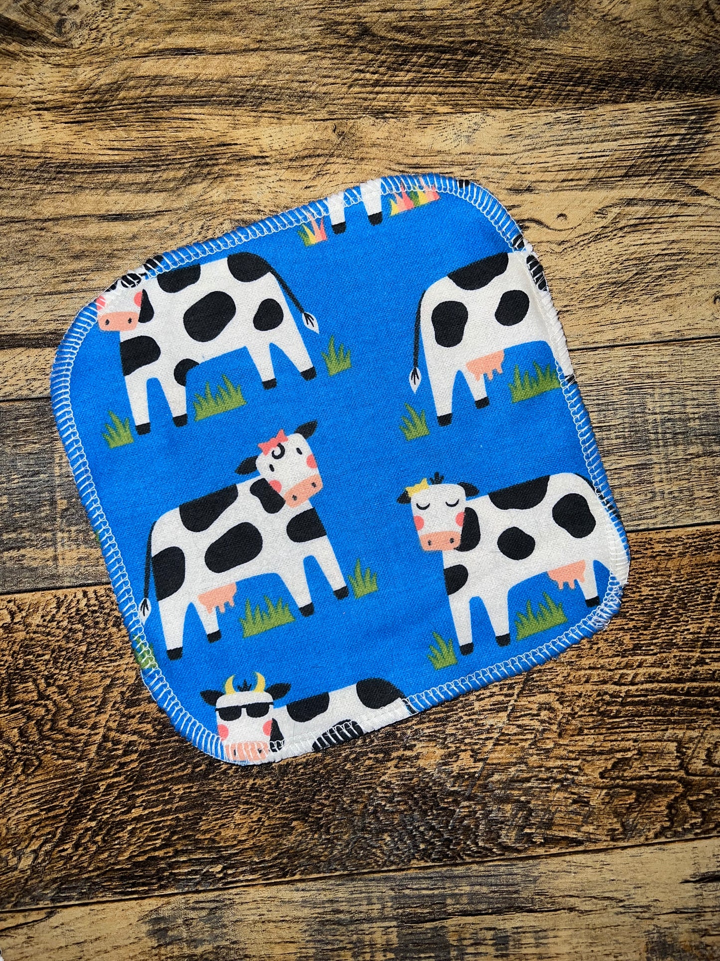 Cool Cows 2ply flannel cloth wipe
