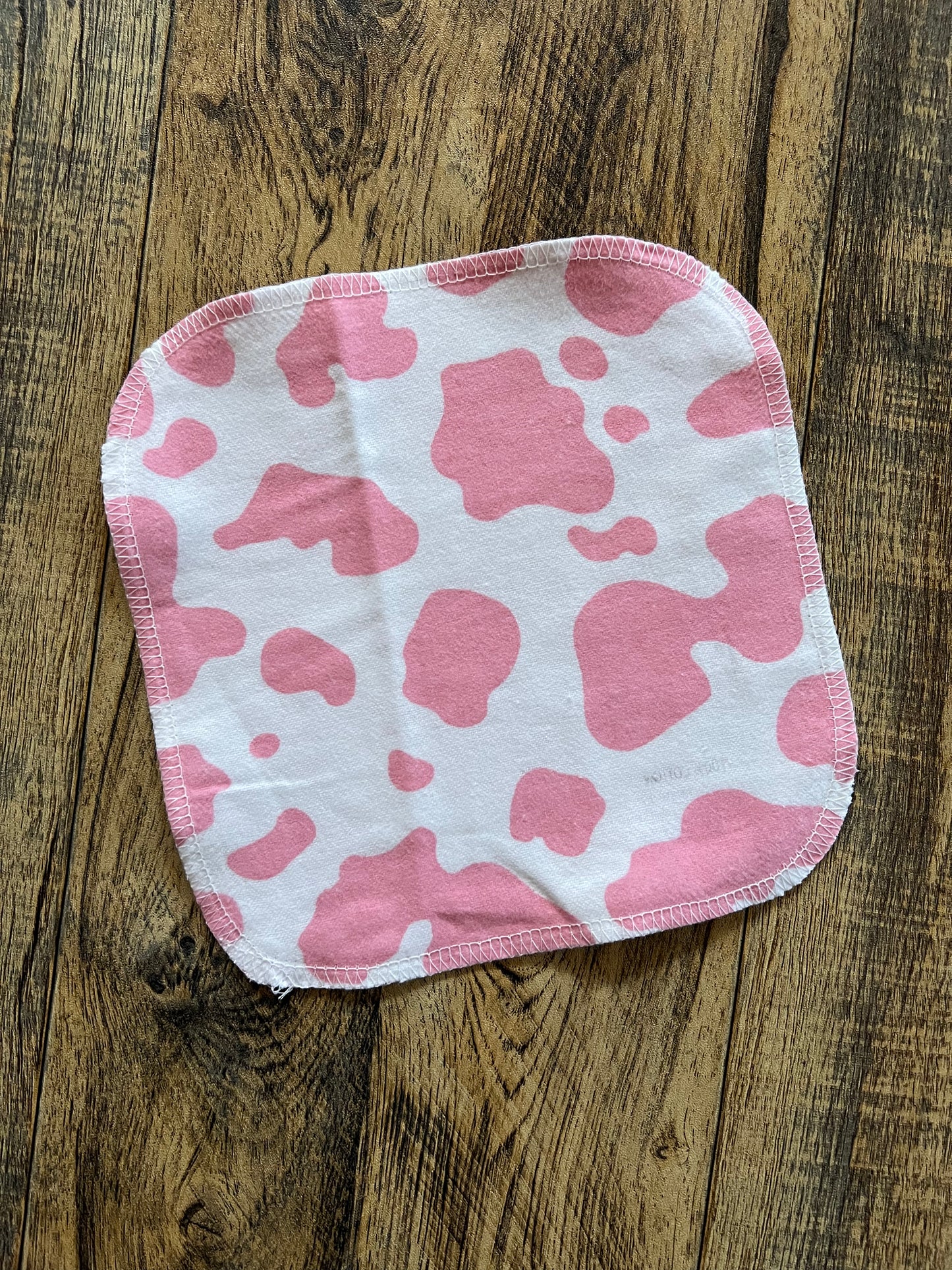 Pink Cow Spots 2ply flannel cloth wipe