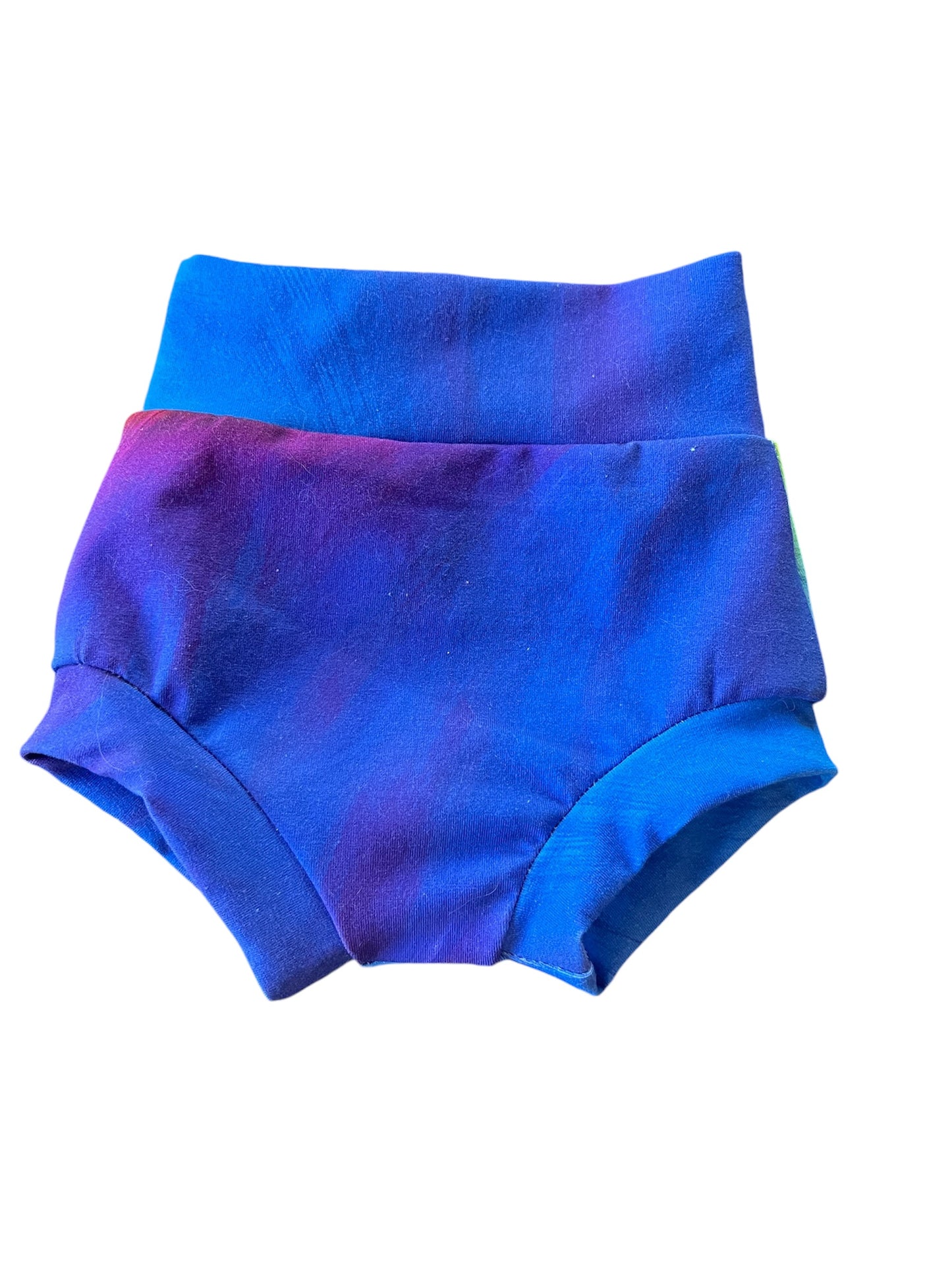 Rainbow swirl 3-6m  bummies