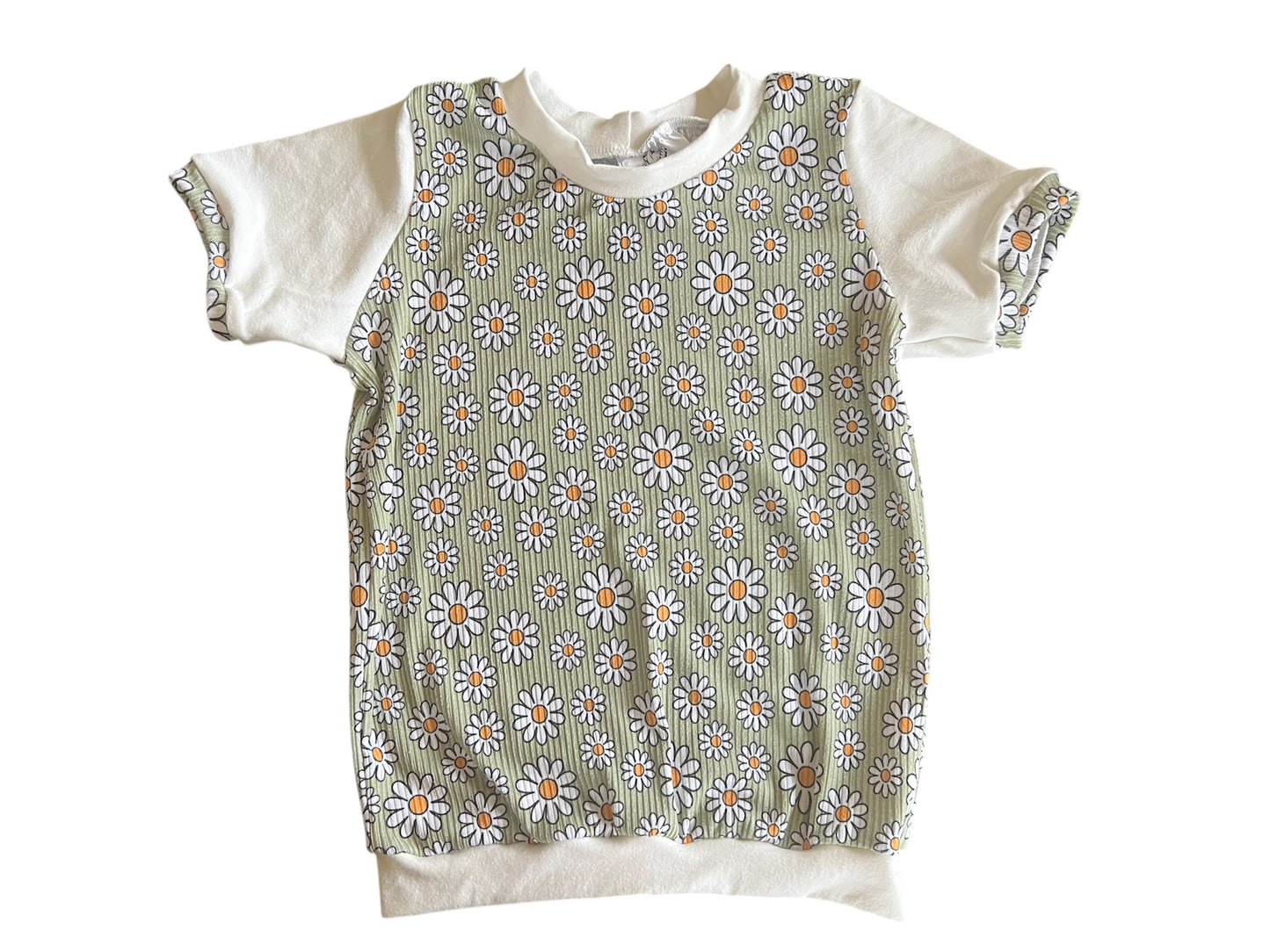 Daisies 3t 4t Tshirt