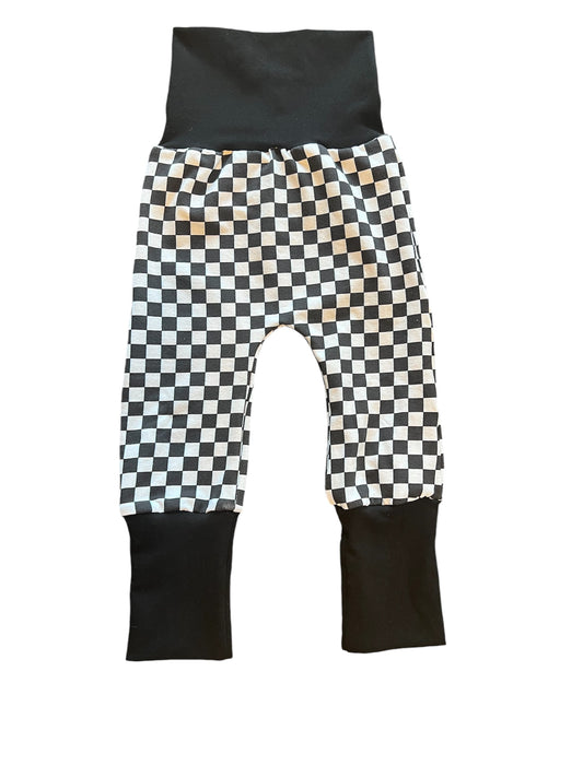 Checkerboard 3-12m grow with me pants