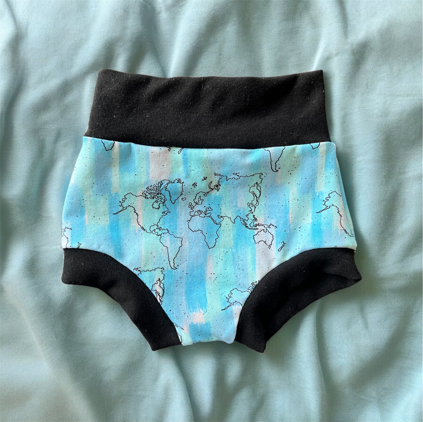 Globe Map 3-6m  bummies