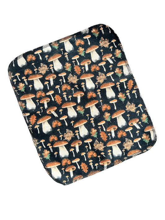 Mushrooms & Leaves 1ply flannel reusable paper towel