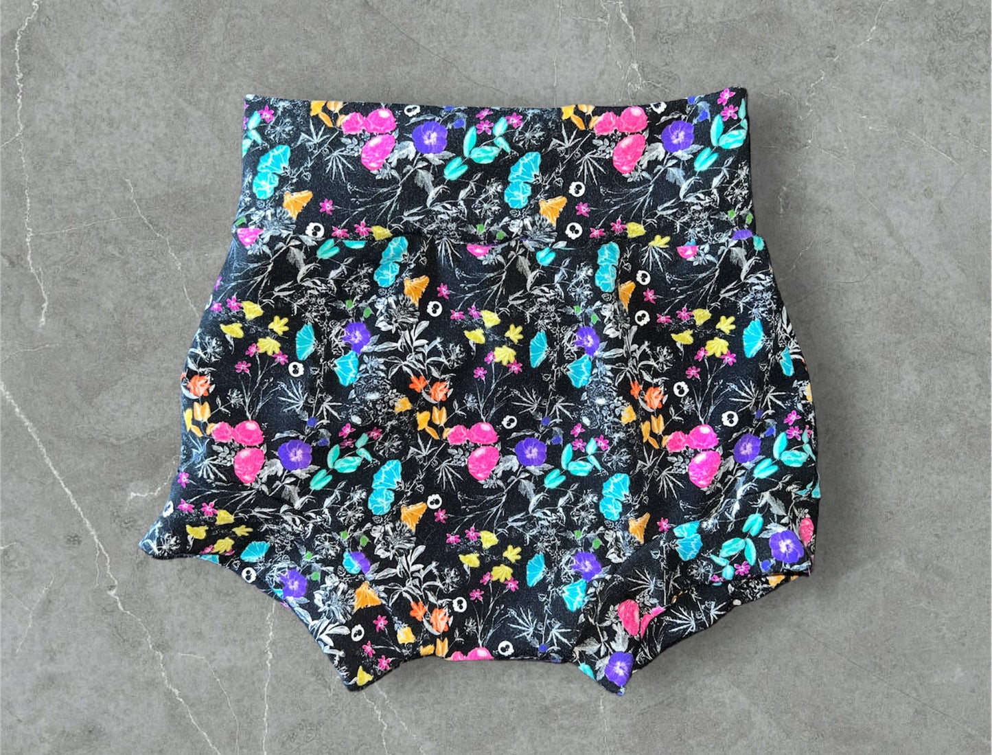 Floral Skulls 3-4t bummies