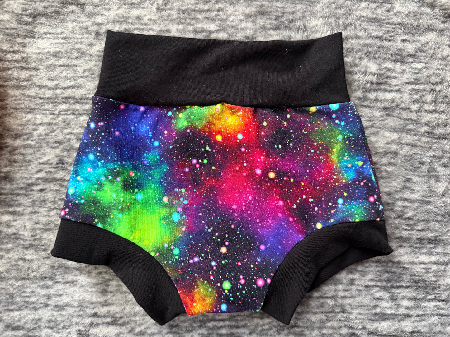 Galaxy  18-24m bummies