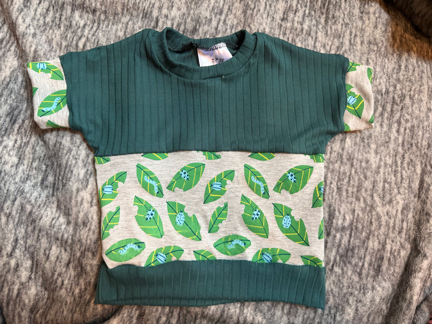 Bugs on Leaves Grow with me 3-12m Dolman shirt