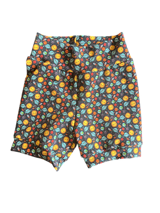 Tiny Happy Planets 3-12m Shorts grow with me