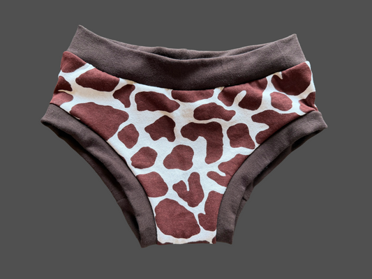 Giraffe kids size 7 underwear