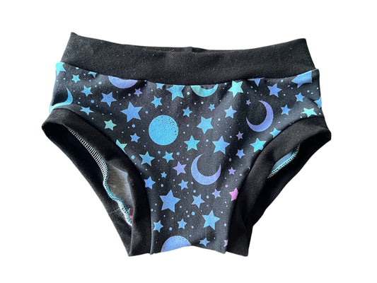 Moon & Stars kids size 6 underwear