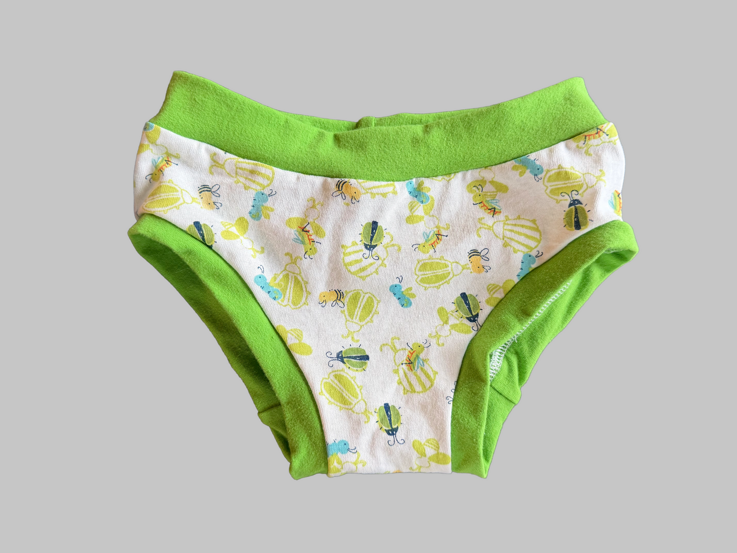 Bugs kids size 7 underwear
