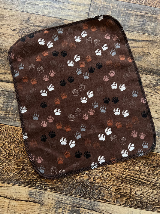 Bear Tracks 1ply flannel reusable paper towel