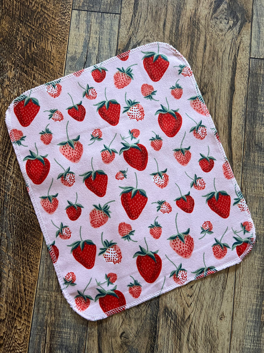 Strawberries 1ply flannel reusable paper towels