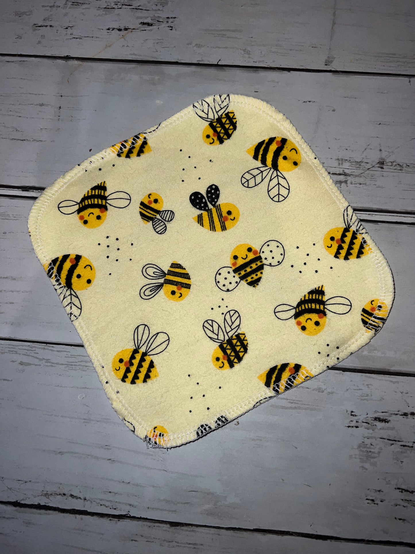 Bumblebee 2ply flannel cloth wipe